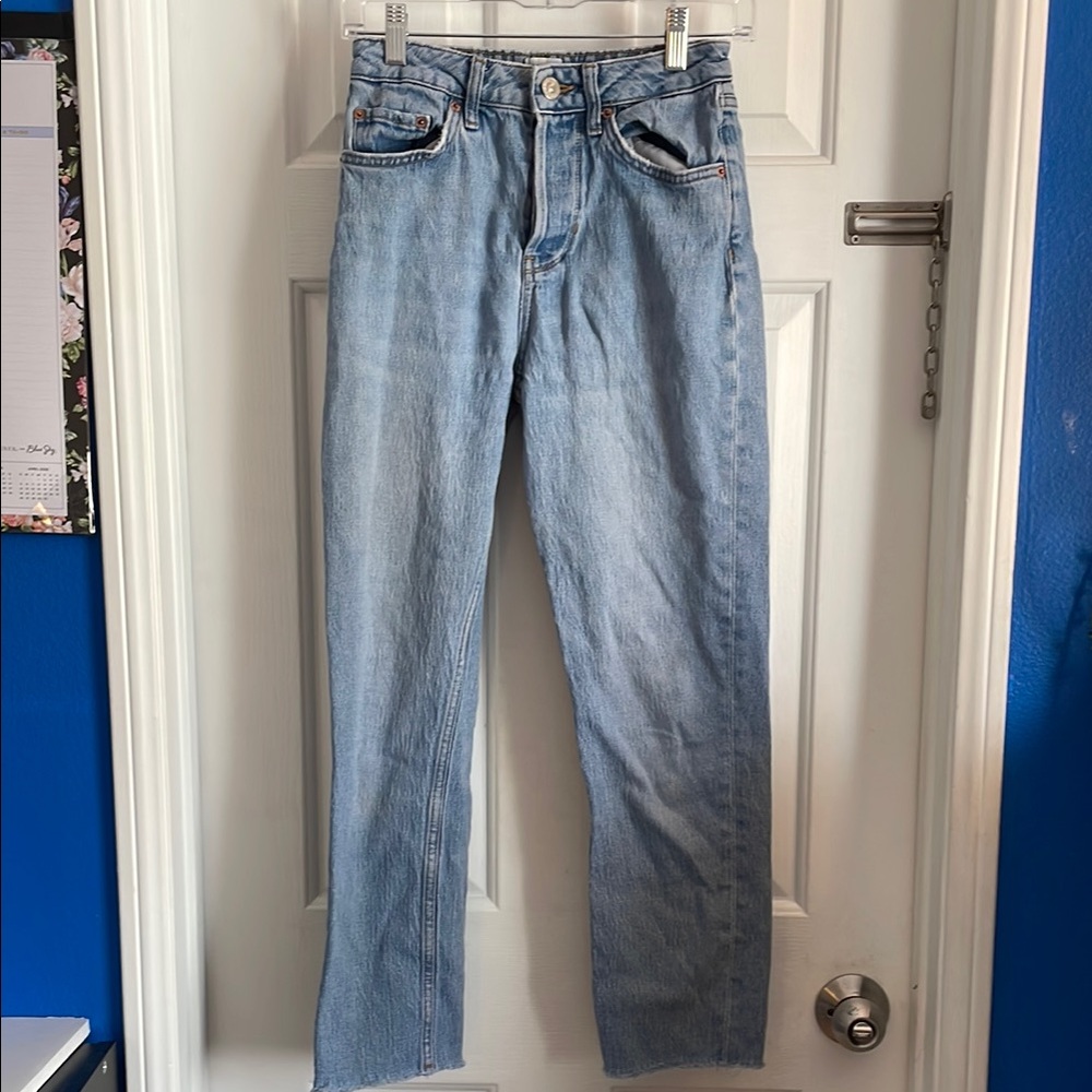 Women’s Light Blue Jeans